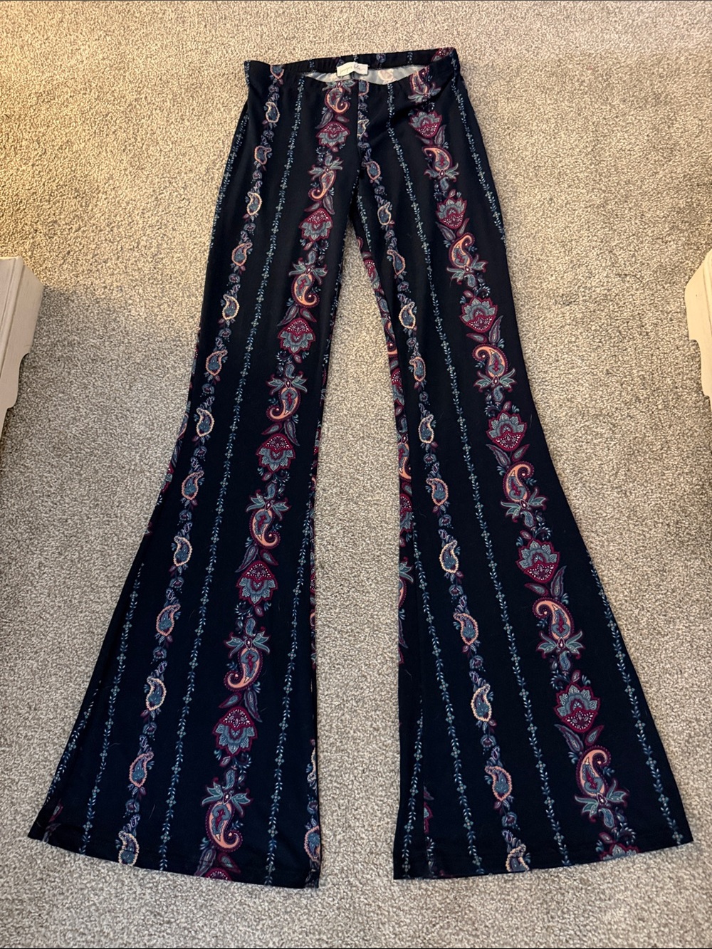 Juniper Blu by South Moon Under Navy Blue Paisley-Print Flared Pants size Small